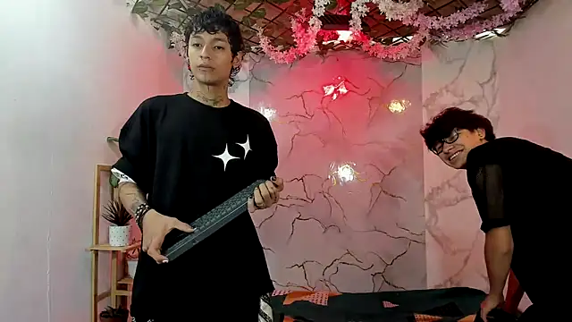 Bastian boyshot77 online show from April 7, 7:15 pm