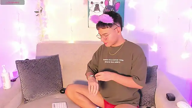Young Ben online show from May 23, 11:48 pm