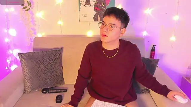 Young Ben online show from April 14, 10:15 pm