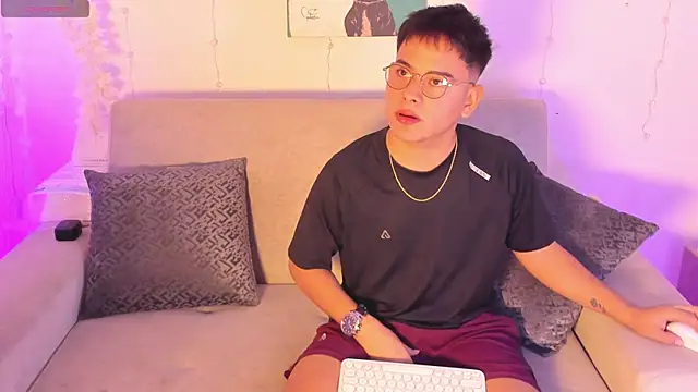 Young Ben online show from April 18, 12:13 am