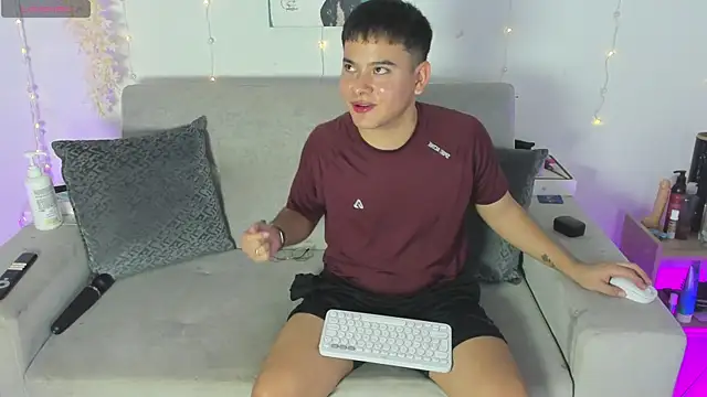 Young Ben online show from June 4, 1:49 pm