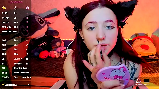 Snapshot of Mini_Lady1 chatting on November 30, 10:49 am Mini Lady1 online show from November 30, 10:49 am