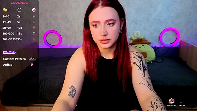 Snapshot of Mini_Lady1 chatting on October 26, 7:42 am Mini Lady1 online show from October 26, 7:42 am