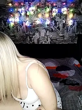 HoneyNelly online show from January 15, 11:52 pm