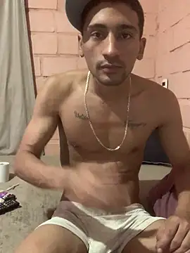 Snapshot of dotado22cmpoa chatting on April 1, 12:24 am dotado22cmpoa online show from April 1, 12:24 am