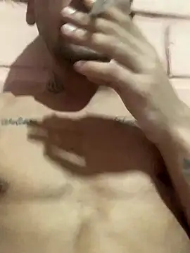 Snapshot of dotado22cmpoa chatting on December 21, 8:09 pm dotado22cmpoa online show from December 21, 8:09 pm