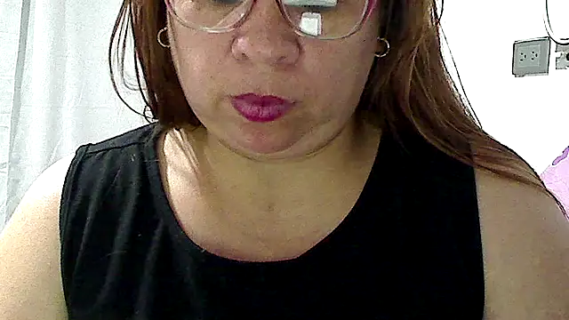 luciana69hot online show from April 1, 3:41 am