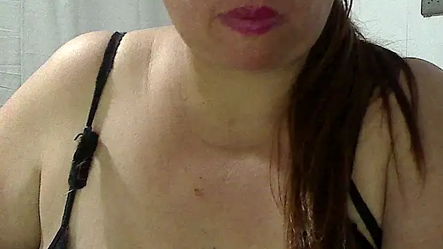luciana69hot online show from May 21, 11:13 pm