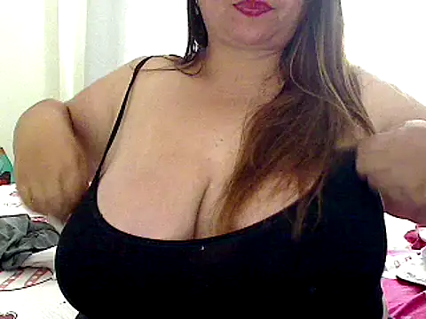 Snapshot of luciana69hot chatting on March 6, 4:28 pm luciana69hot online show from March 6, 4:28 pm
