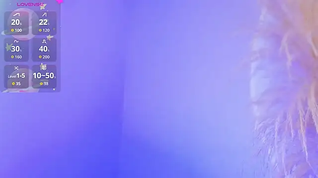 liiamluna  online show from November 18, 9:34 am