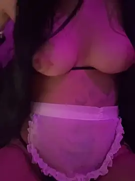 YourDevilGirl  online show from March 31, 8:49 am