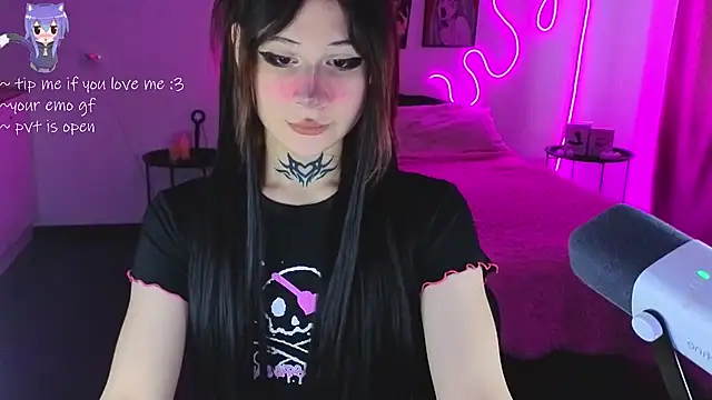 your little eva online show from February 26, 1:44 pm