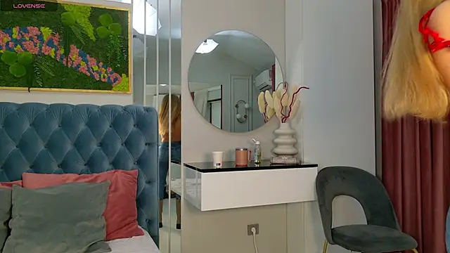 SiennaPierce online show from February 27, 5:18 am