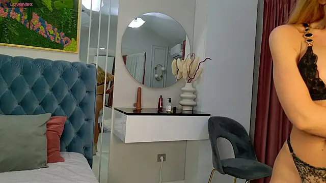 SiennaPierce online show from January 16, 5:11 am