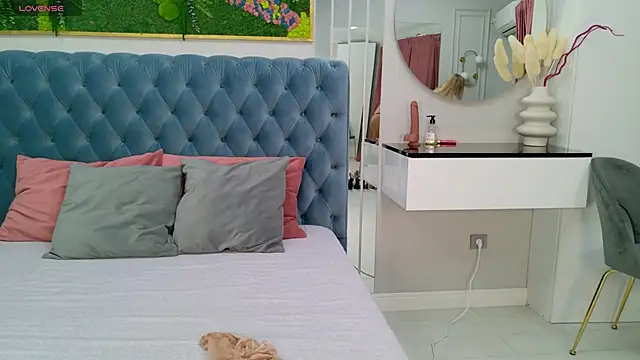 Snapshot of SiennaPierce chatting on October 13, 4:14 am SiennaPierce online show from October 13, 4:14 am