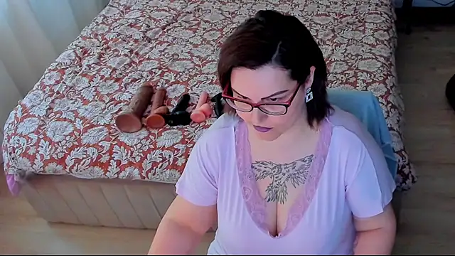Squirt Kimm online show from May 1, 1:27 pm