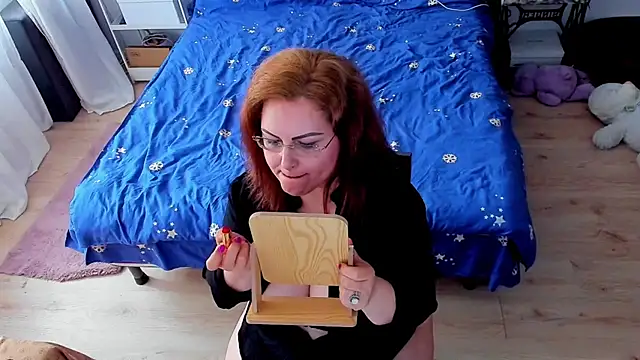 Squirt Kimm online show from January 10, 8:42 am