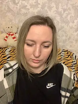 hotsteacher online show from March 24, 2:22 am