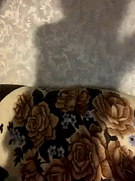 Snapshot of hotsteacher chatting on December 3, 1:39 am hotsteacher online show from December 3, 1:39 am