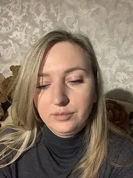 hotsteacher online show from December 20, 2:03 am