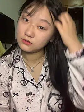 xialuo25 online show from June 21, 9:53 pm