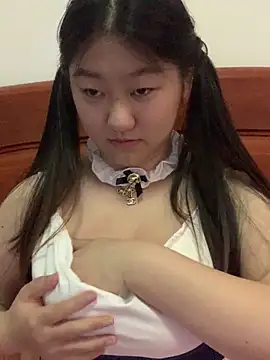 xialuo25 online show from March 9, 1:09 am