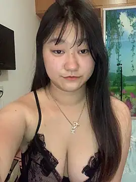xialuo25 online show from May 3, 6:18 am