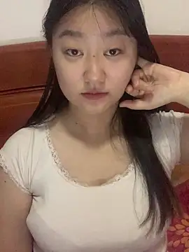 xialuo25 online show from March 5, 12:51 am