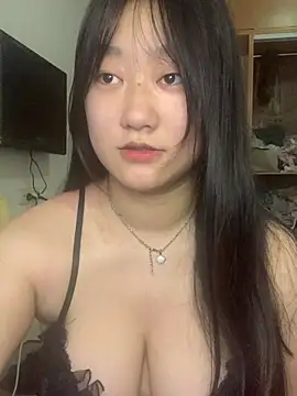 xialuo25 online show from August 8, 6:09 am