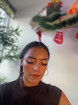 im-isabella online show from December 3, 9:58 pm