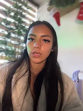 im-isabella online show from December 4, 10:09 pm