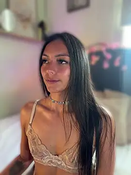 im-isabella online show from June 7, 4:23 pm