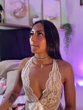 im-isabella online show from June 24, 8:17 pm