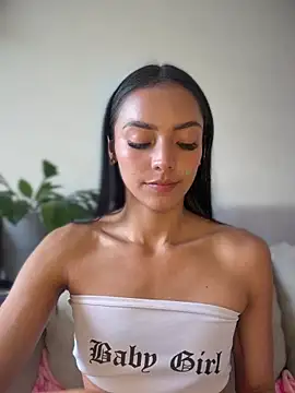 im-isabella online show from July 16, 7:44 pm