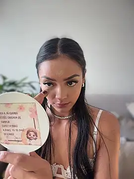 im-isabella online show from July 22, 5:59 pm