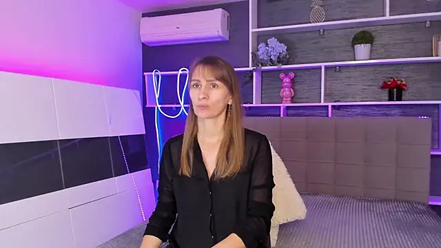 ChristyBrook online show from November 28, 7:36 pm