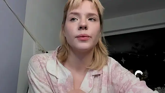 Snapshot of _CuteAsFuck_ chatting on October 12, 1:12 pm  CuteAsFuck  online show from October 12, 1:12 pm