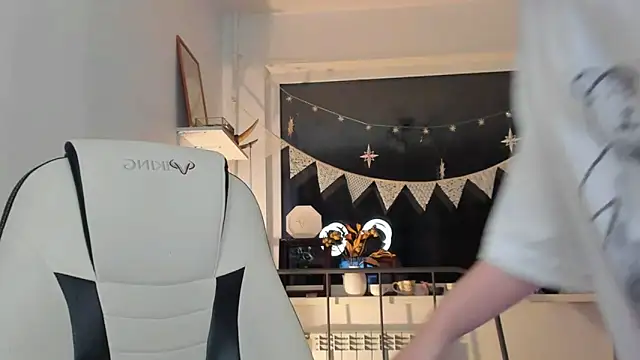 Snapshot of _CuteAsFuck_ chatting on October 29, 2:27 pm  CuteAsFuck  online show from October 29, 2:27 pm