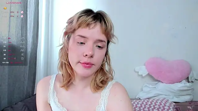 CuteAsFuck  online show from April 22, 10:44 am