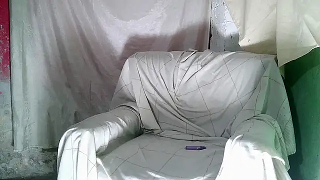 Snapshot of Jey8 chatting on November 1, 12:17 am Jey8 online show from November 1, 12:17 am