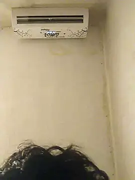 Snapshot of Jean200600 chatting on October 20, 12:45 am Jean200600 online show from October 20, 12:45 am