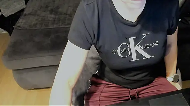 Horny mommy online show from March 20, 7:04 pm