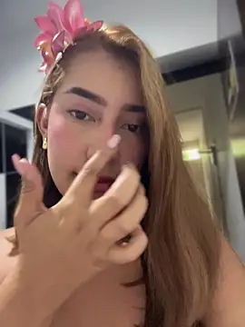 sara calderon online show from November 15, 1:26 pm