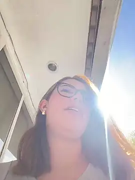 sara calderon online show from November 23, 1:32 pm