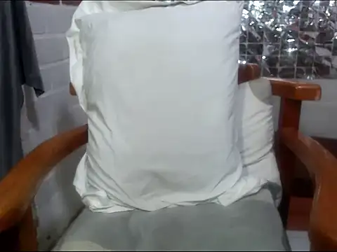 rose-crystal online show from October 24, 12:20 am