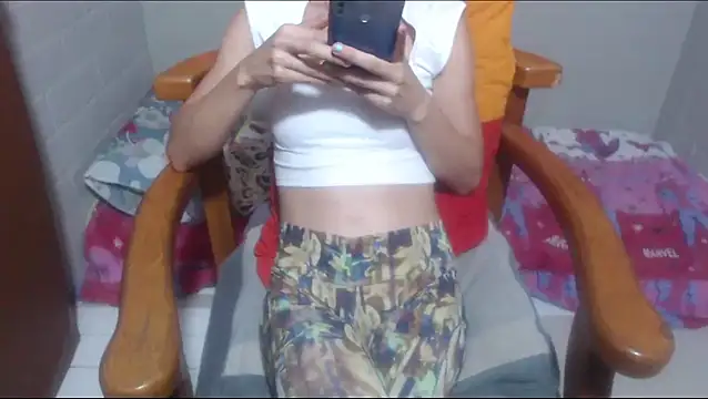 rose-crystal online show from March 28, 12:44 am