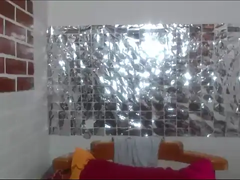 rose-crystal online show from February 14, 12:00 am