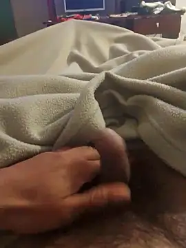 Snapshot of DannyRosarioxxx chatting on October 9, 3:40 am DannyRosarioxxx online show from October 9, 3:40 am