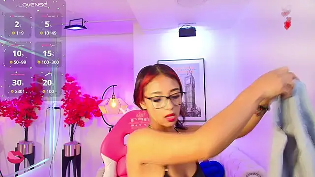 Snapshot of Katty_rounds chatting on November 26, 12:27 pm Katty rounds online show from November 26, 12:27 pm