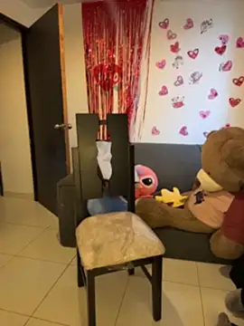 indialatin online show from April 13, 10:58 pm